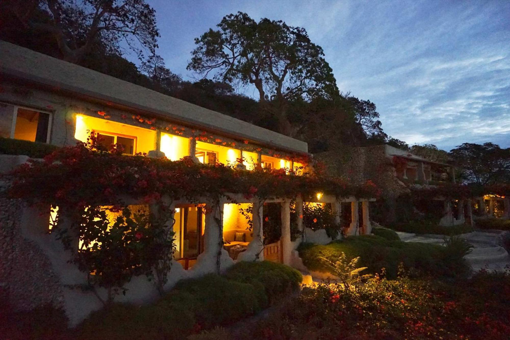 Rockwater Resort Iuiak 外观 照片